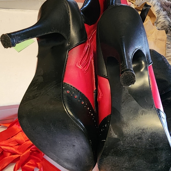 Pleaser Tempt Red and Black Women's Knee High Boots Zipper Satin Laces US Sz. 7 - Picture 8 of 10